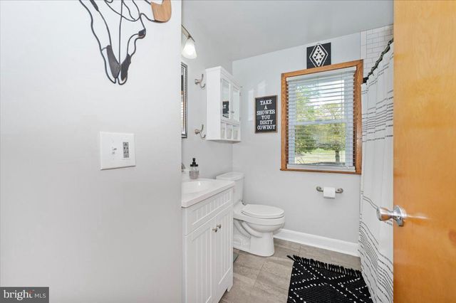 7117 BLUE MOUNTAIN RD, Thurmont, MD 21788