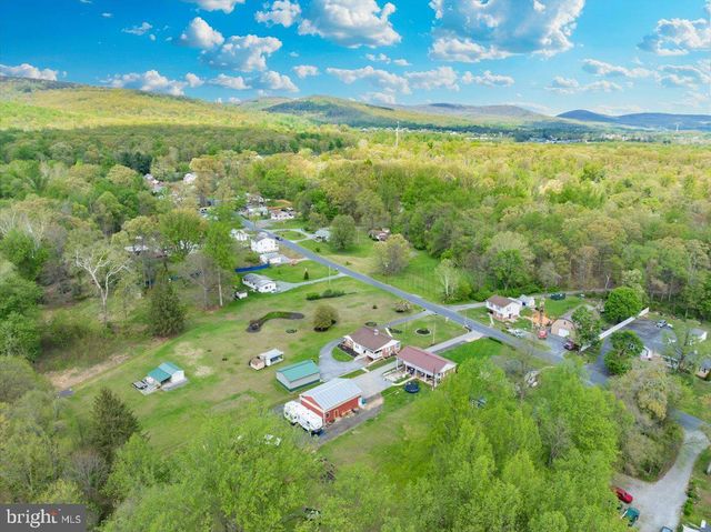7117 BLUE MOUNTAIN RD, Thurmont, MD 21788