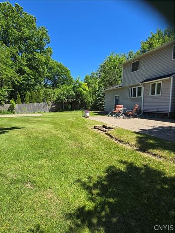 306 Helfer Lane, Manlius, NY 13116