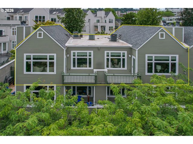 225 S MONTGOMERY St ES 2&5, Portland, OR 97201