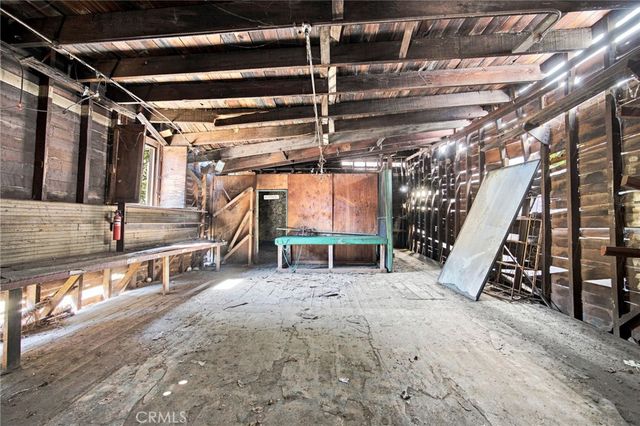 1338 4th, Los Angeles, CA 90019