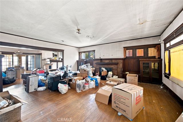 1338 4th, Los Angeles, CA 90019