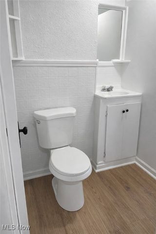 1711 Manhattan, Youngstown, OH 44509