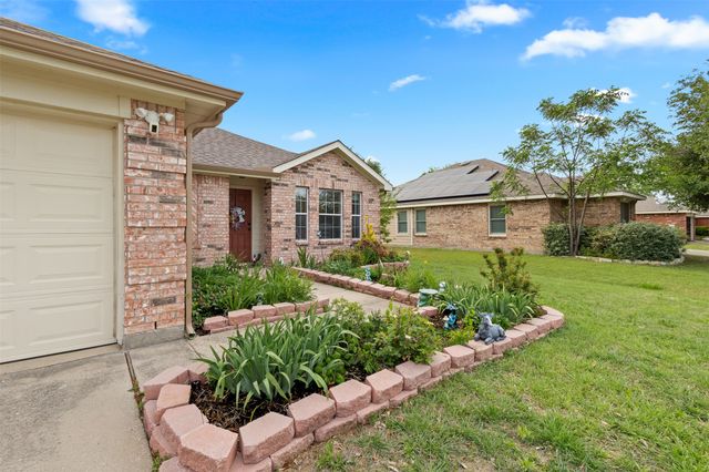 3709 Allison Drive, Denton, TX 76207