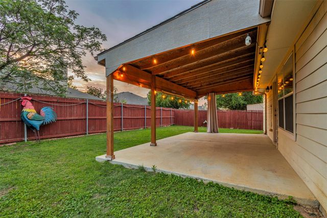 3709 Allison Drive, Denton, TX 76207
