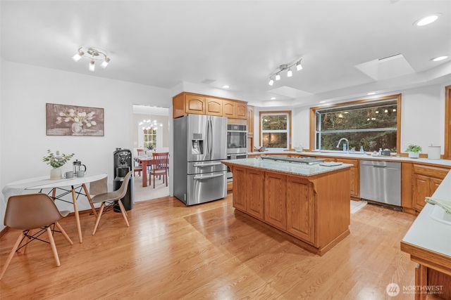 185 Belmont Place, Camano Island, WA 98282