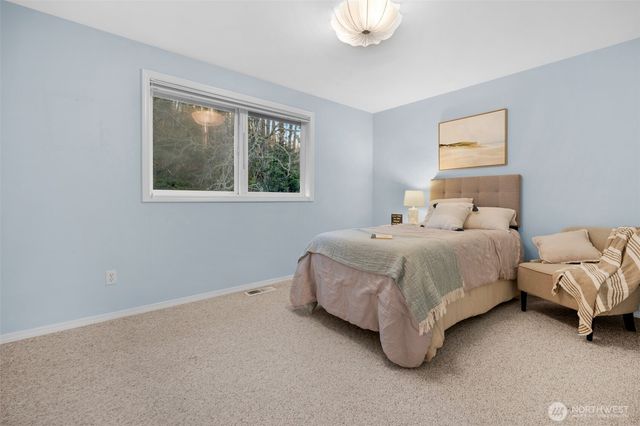 185 Belmont Place, Camano Island, WA 98282