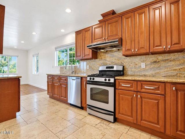 3289 Inglewood Boulevard, Los Angeles, CA 90066