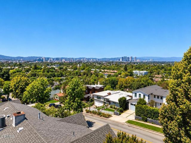 3289 Inglewood Boulevard, Los Angeles, CA 90066