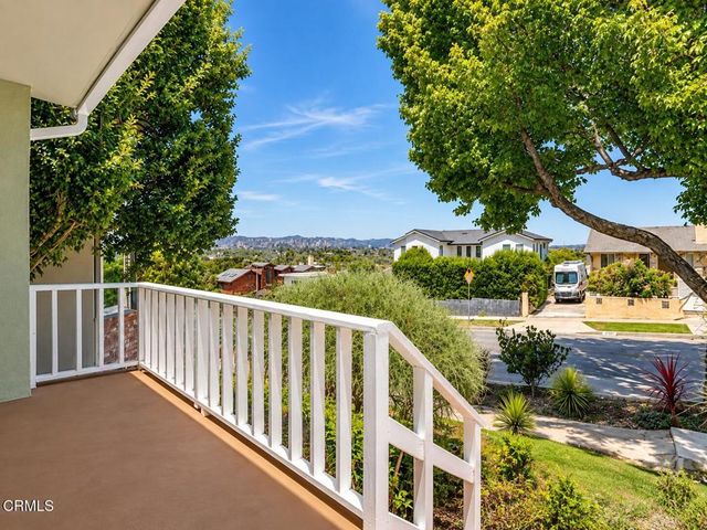 3289 Inglewood Boulevard, Los Angeles, CA 90066