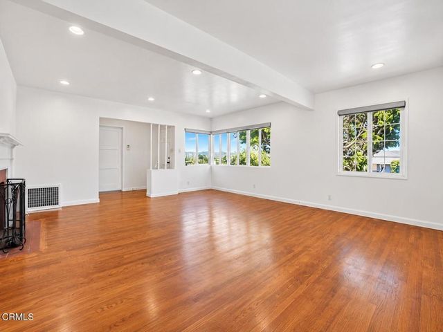 3289 Inglewood Boulevard, Los Angeles, CA 90066
