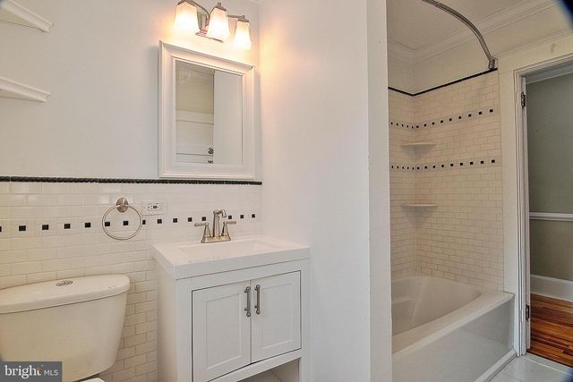 739 NOBLE ST, Norristown, PA 19403