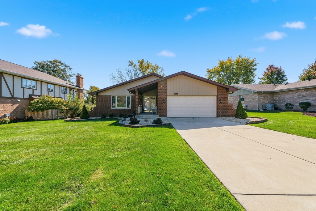 13821 W Dublin Drive, Homer Glen, IL 60491 — exterior