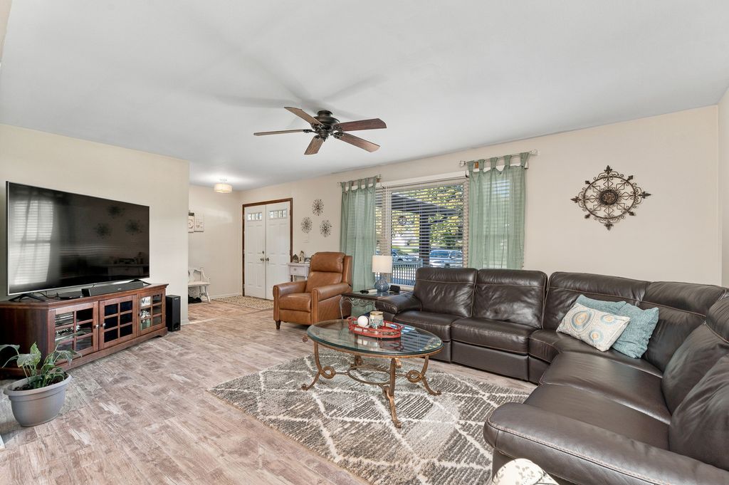 13821 W Dublin Drive, Homer Glen, IL 60491 — photo 3