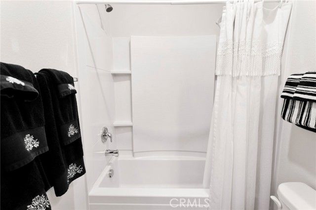 11364 Camden, Apple Valley, CA 92308