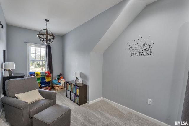 102 E GROVE Road, Long Grove, IA 52756