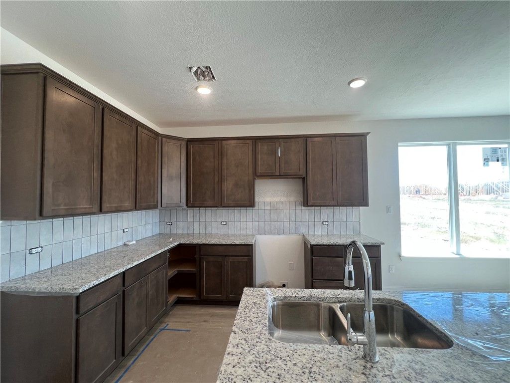 4736 Holm Oak Road, Bryan, TX 77845 — photo 4