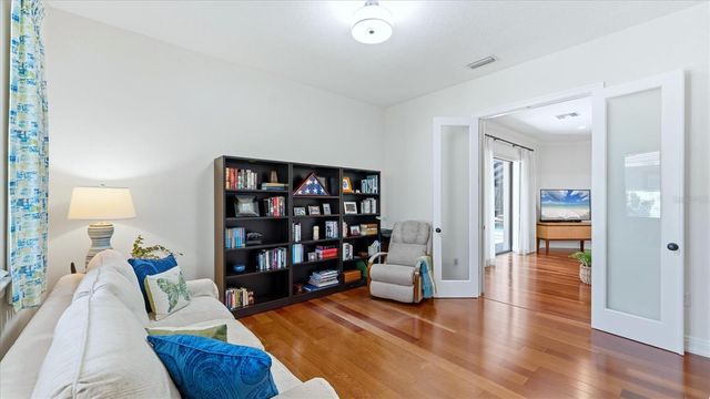 2625 COLONY TERRACE, Sarasota, FL 34239