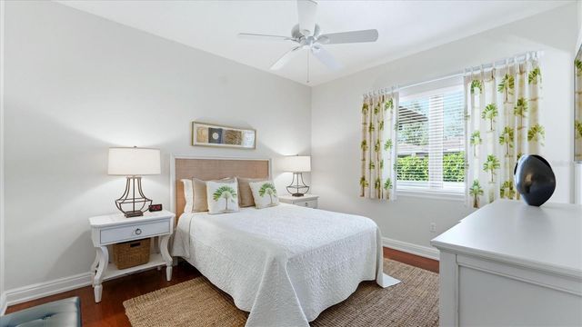 2625 COLONY TERRACE, Sarasota, FL 34239