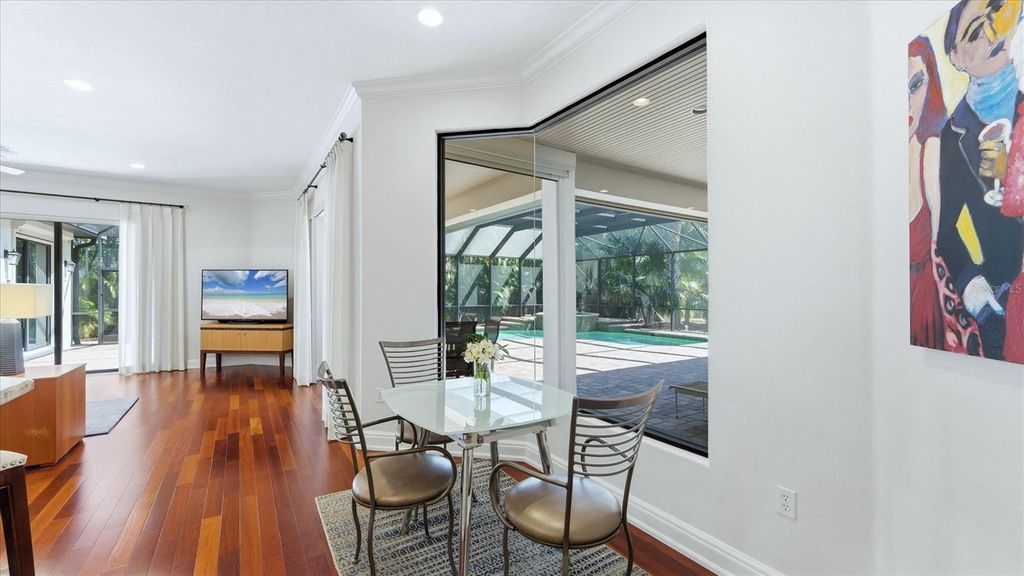 Image 15 of property listing at 2625 COLONY TERRACE, Sarasota, FL 34239