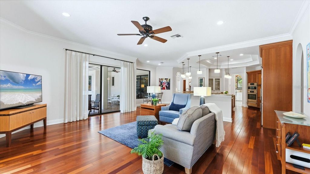 Image 16 of property listing at 2625 COLONY TERRACE, Sarasota, FL 34239