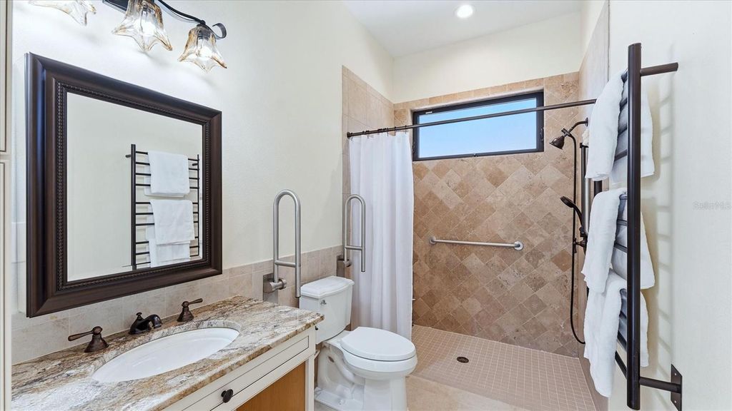 Image 30 of property listing at 2625 COLONY TERRACE, Sarasota, FL 34239