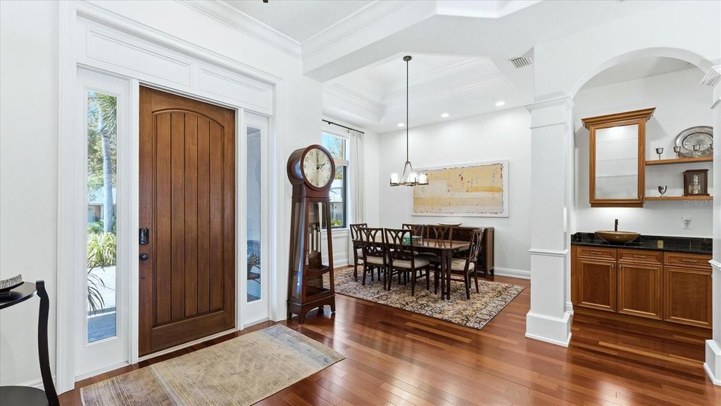 Image 6 of property listing at 2625 COLONY TERRACE, Sarasota, FL 34239