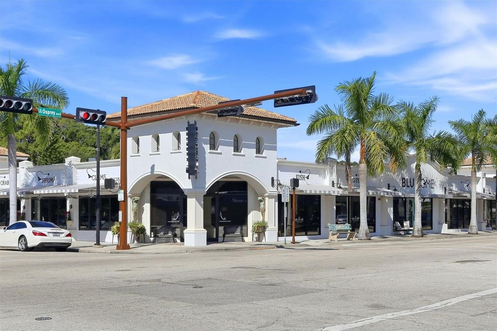 Image 55 of property listing at 2625 COLONY TERRACE, Sarasota, FL 34239