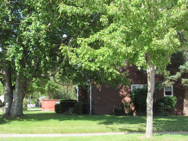 1499 Wellesley Drive, Mount Clemens, MI 48043