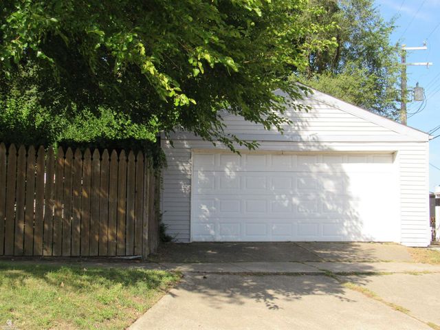 1499 Wellesley Drive, Mount Clemens, MI 48043
