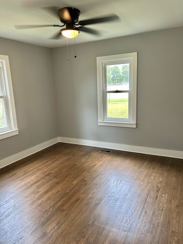 461 Hendrixson Dr, Manchester, TN 37355