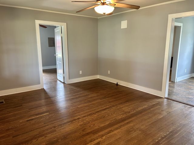 461 Hendrixson Dr, Manchester, TN 37355