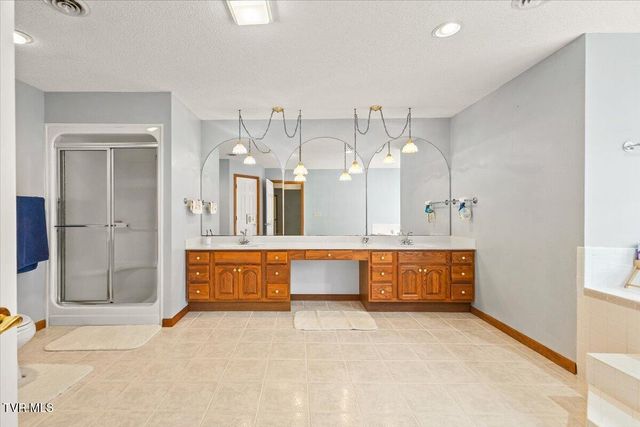 515 Scioto Road, Unicoi, TN 37692