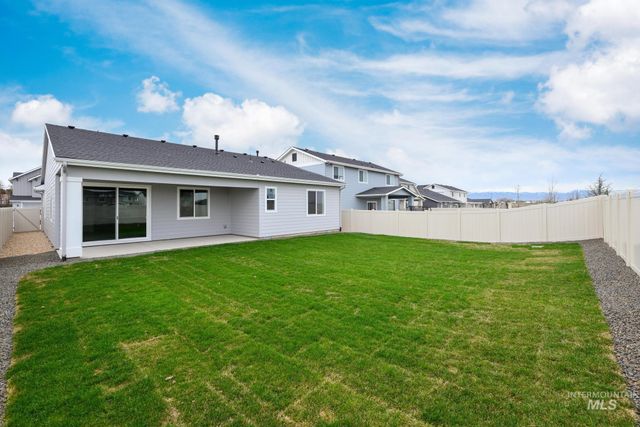 14829 Wing Spread Dr, Caldwell, ID 83607