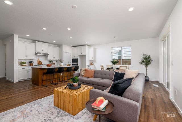 14829 Wing Spread Dr, Caldwell, ID 83607