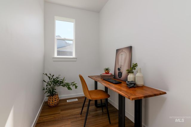 14829 Wing Spread Dr, Caldwell, ID 83607