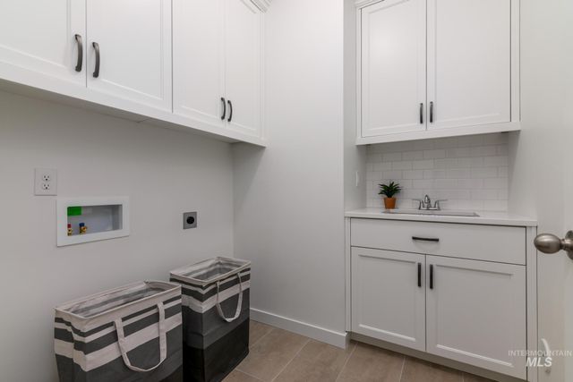 14829 Wing Spread Dr, Caldwell, ID 83607