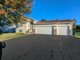 2602 PARKWAY LANE, Weston, WI 54476