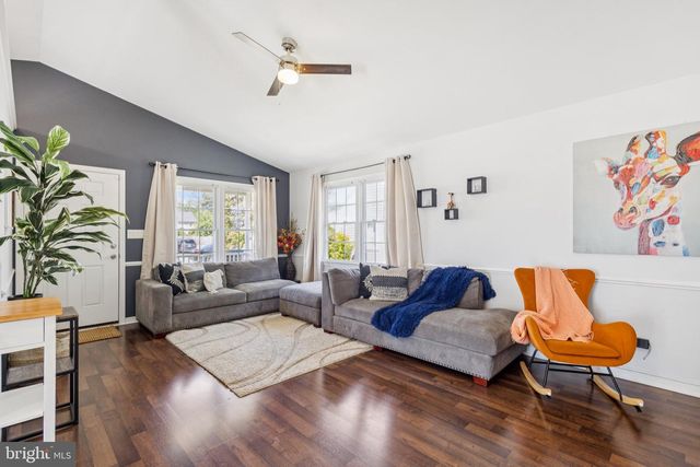 200 POWELL ST, Fredericksburg, VA 22408