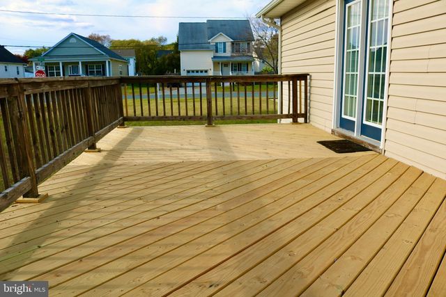 200 POWELL ST, Fredericksburg, VA 22408