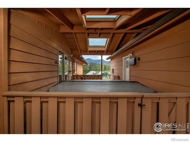 1352 Alpenglow Lane, Estes Park, CO 80517