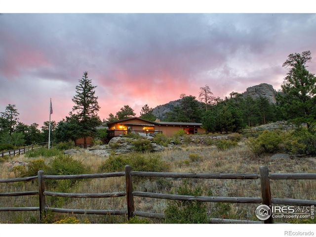 1352 Alpenglow Lane, Estes Park, CO 80517