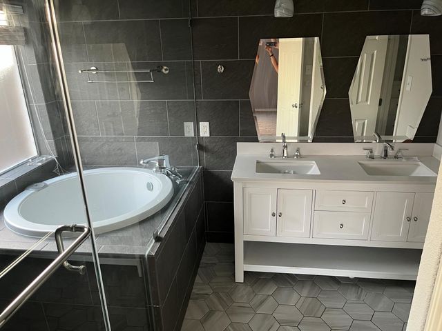 125 Dove Trail, Richwood, TX 77531