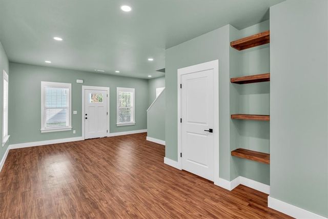 21 W 5th Street 1 & 2, Fayetteville, AR 72701