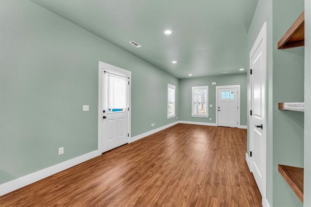 21 W 5th Street 1 & 2, Fayetteville, AR 72701