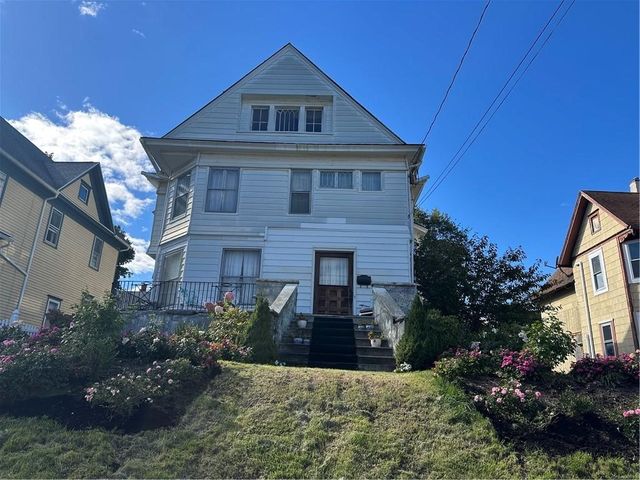 23 North Genesee Street, Geneva City, NY 14456