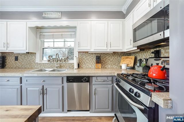 81 Sunset Avenue, North Arlington, NJ 07031