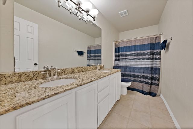 422 Shadowwood Trail, Ovilla, TX 75154