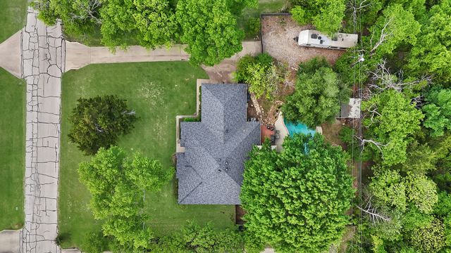 422 Shadowwood Trail, Ovilla, TX 75154