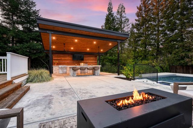 9660 Los Lagos Cir, Granite Bay, CA 95746